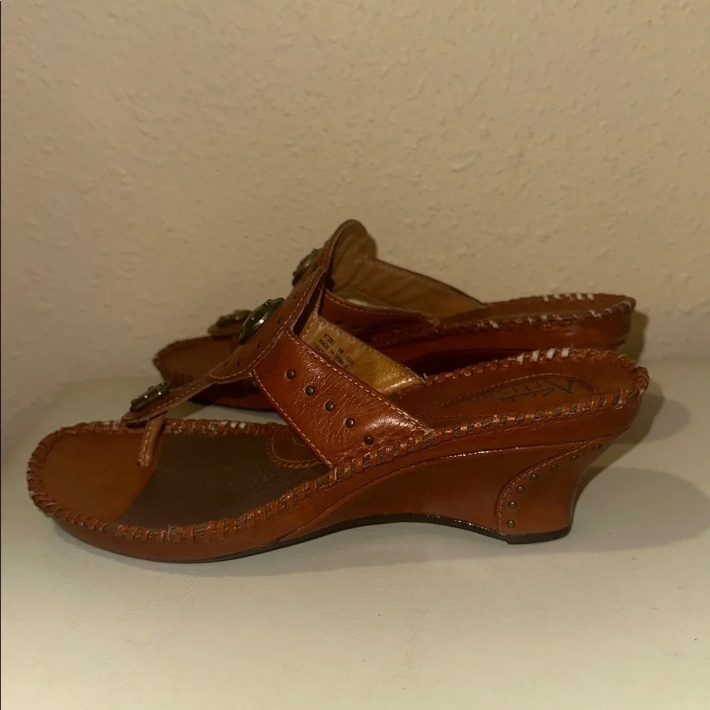 Clarks artesian heeled sandals, size 6 - Picture 4 of 6